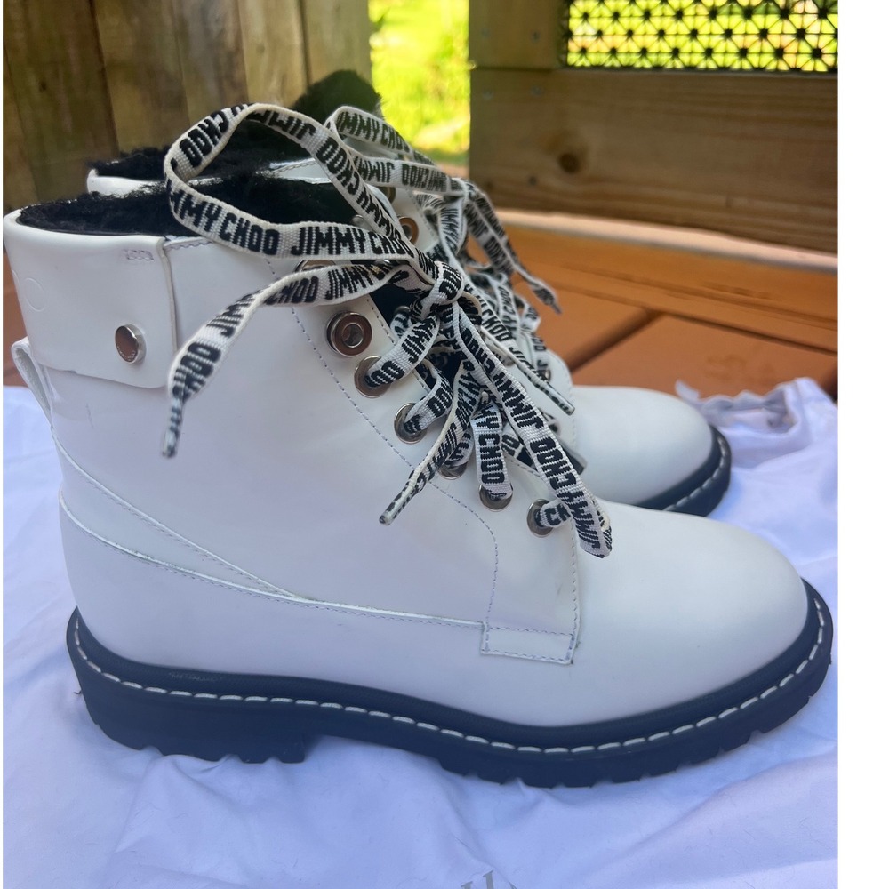 Jimmy Choo Voyager White Leather Shearling Lined Heated Snow Boots Size 39.5